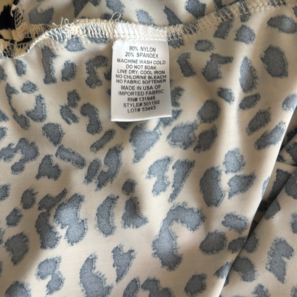Leopard Print Blouse - Picture 5 of 5